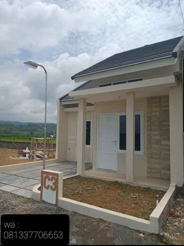 Rumah Baru Dalam Perumahan Pleret Dekat Lapangan Jambidan Banguntapan Jogja