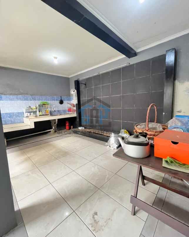 rumah komplek sariwangi 2 carpot dekat polban