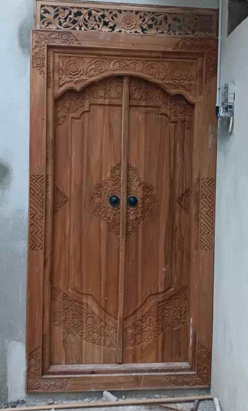 rumah konsep villa dekat kampus uii pusat