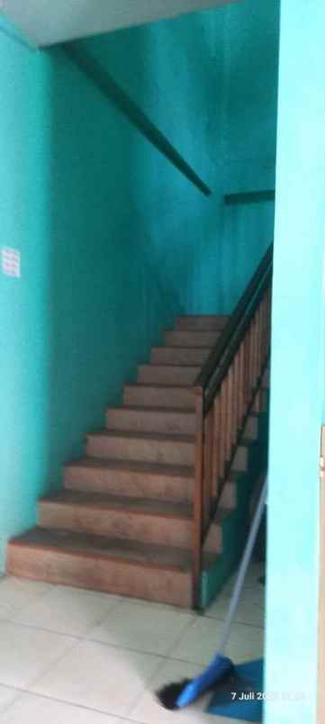 rumah kos 21 kamar di ciputat tangsel dekat kampus uin