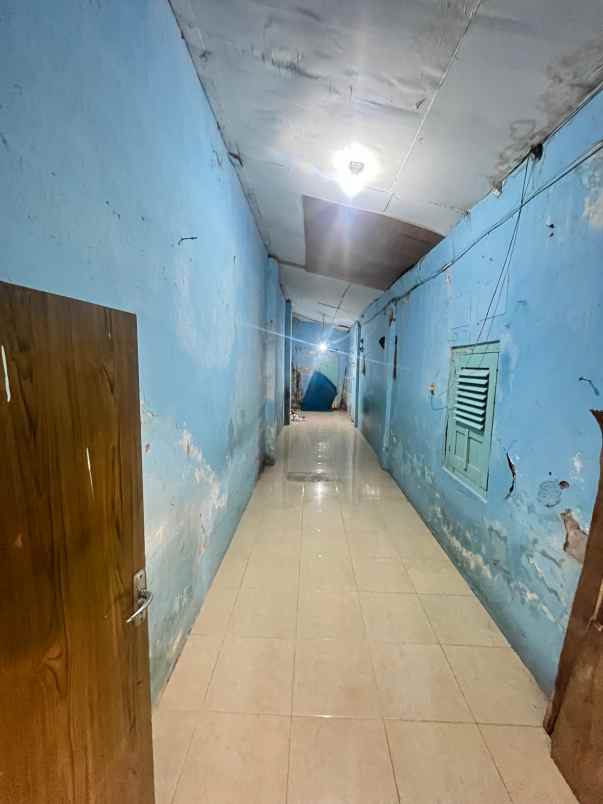 rumah lama lokasi bagus