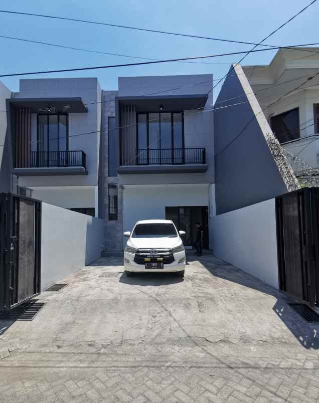 rumah lebak arum new gress minimalis row 2 mobil
