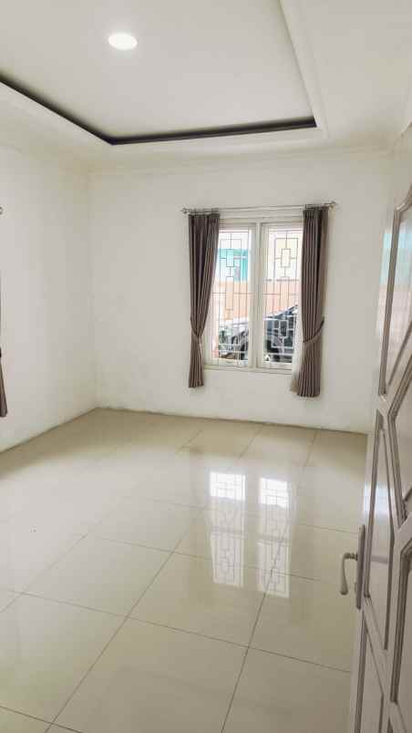 rumah luas 2 lantai jalan panda palebon pedurungan
