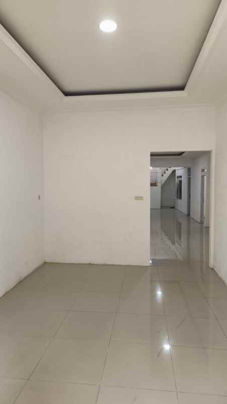 rumah luas 2 lantai jalan panda palebon pedurungan