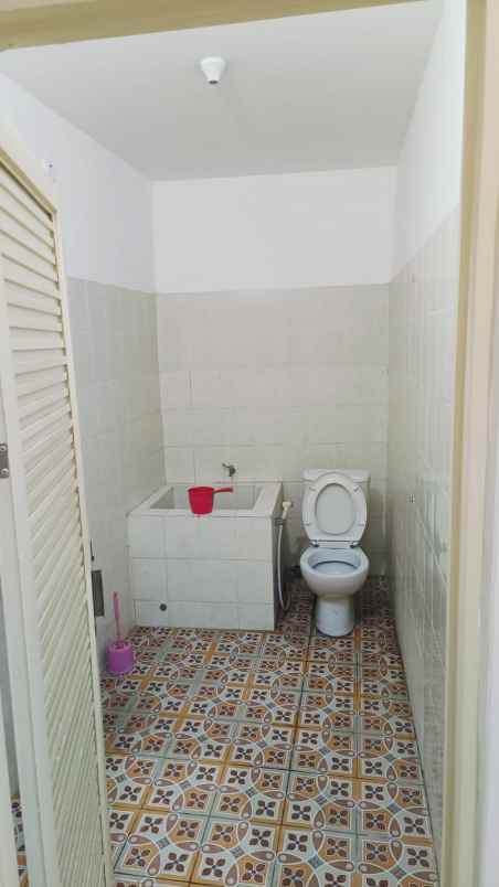 rumah luas 2 lantai jalan panda palebon pedurungan