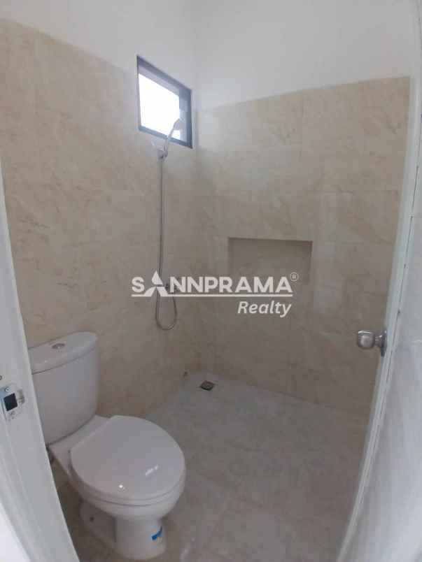 rumah mewah 3 lantai di mampang indah 1 depok