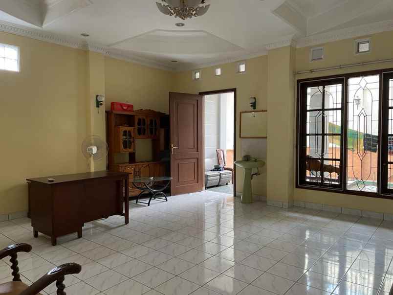 rumah mewah di pengkol jepara