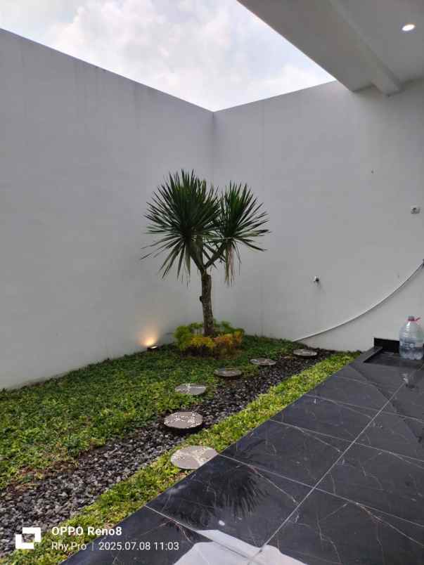 rumah mewah klasik dekat kampus uii yogyakarta