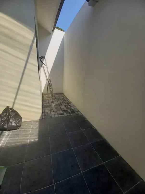 rumah minimalis dekat aeon mall