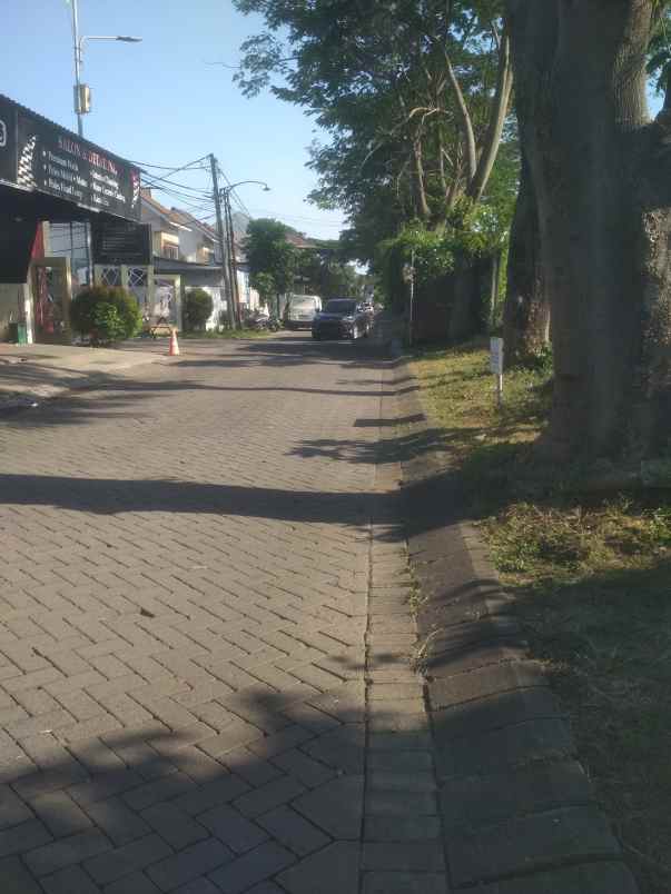 rumah minimalis di kota gedangan