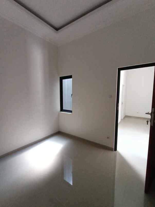 rumah minimalis harga murah di vip bekasi kota