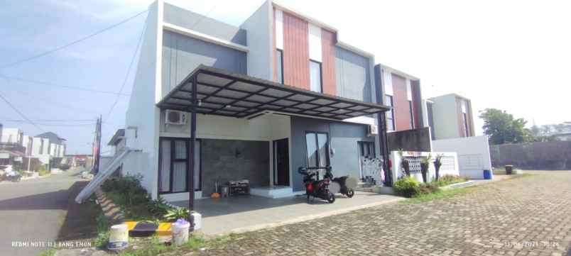 rumah minimalis modern hook hanya 3km kampus unsoed