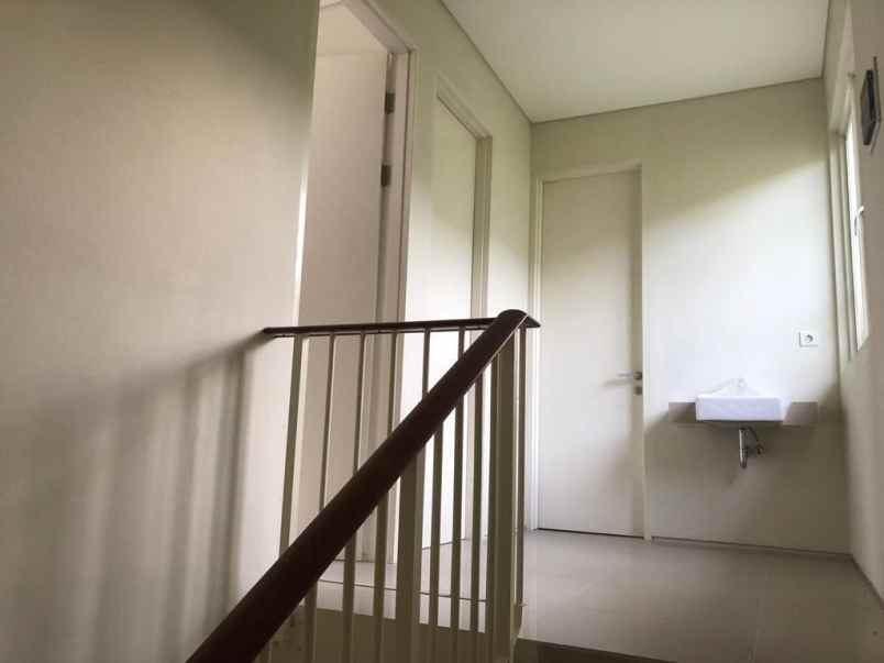 rumah minimalis northwest park surabaya barat