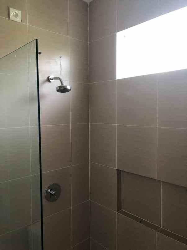 rumah minimalis northwest park surabaya barat