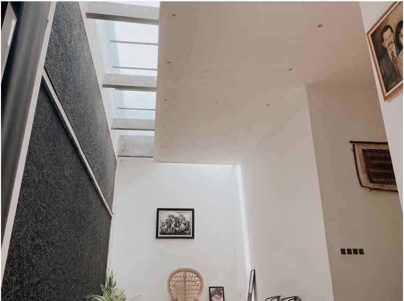 rumah murah bonus kolam renang di bekasi timur regency