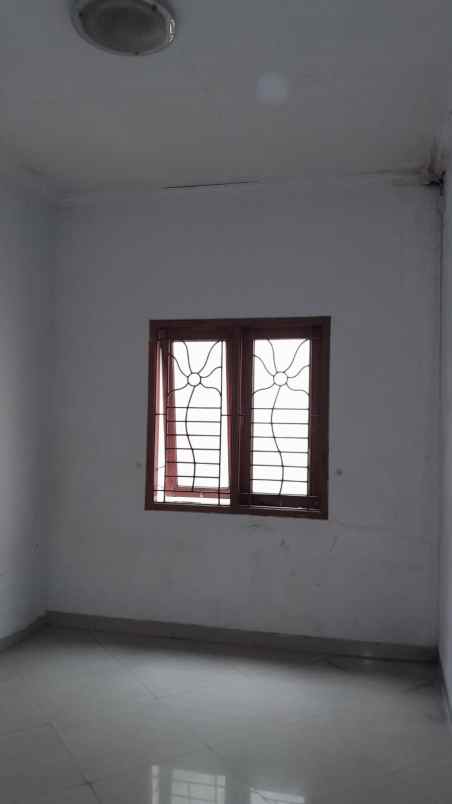 rumah murah di taman laguna cibubur