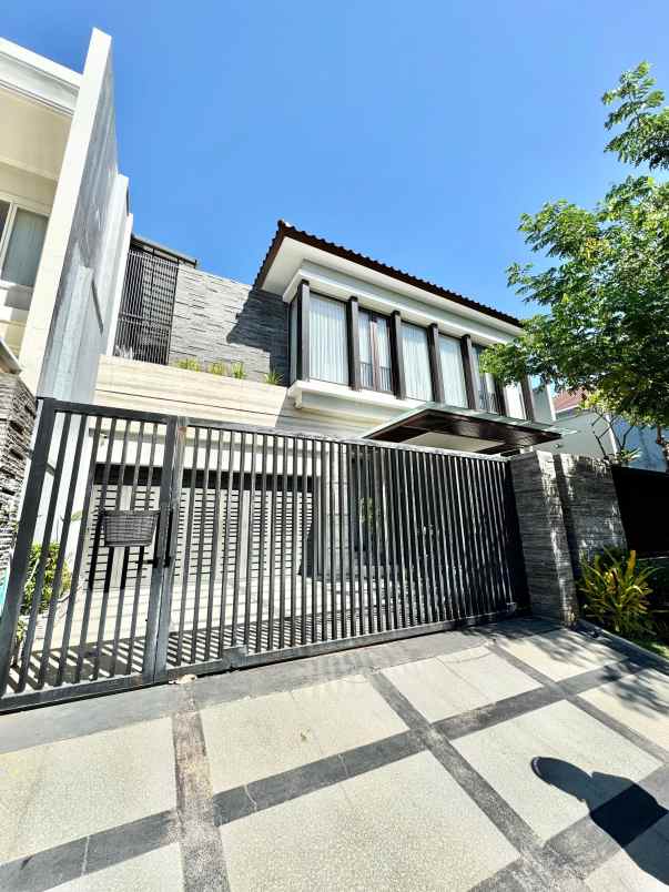 rumah murah pakuwon city villa royal furnish