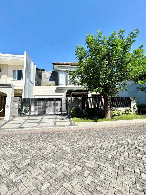 rumah murah pakuwon city villa royal furnish
