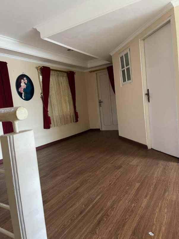 rumah murah tanah luas di kalisari jakarta timur