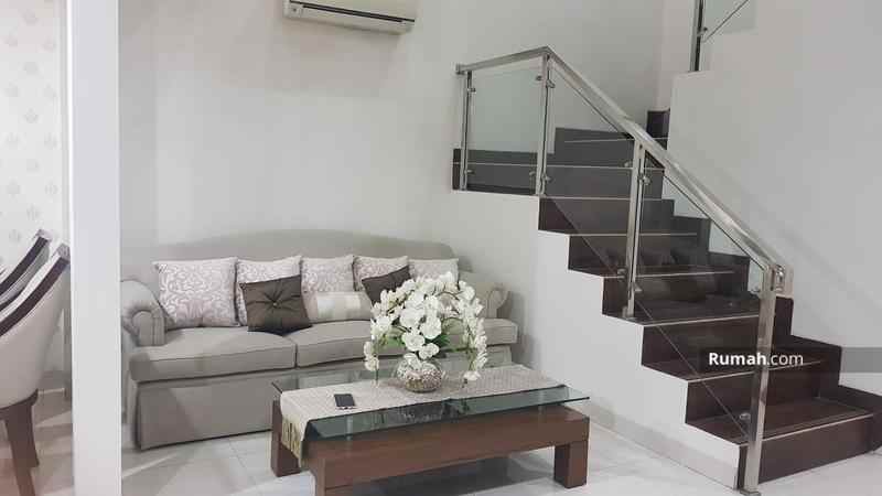 rumah pondok indah jakarta selatan
