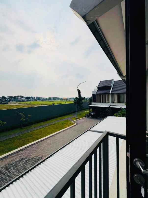 rumah premium harga 2m cluster z living grand wisata