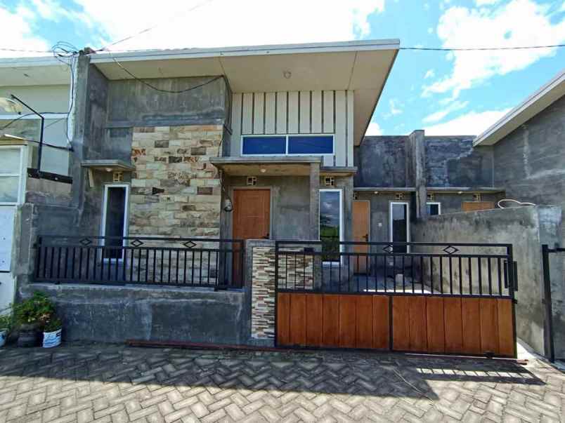 rumah ready unit lokasi dekat sukun kota malang