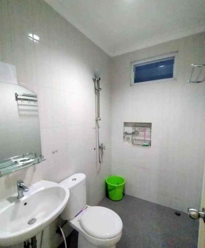 rumah second siap huni di pamulang timur tangsel
