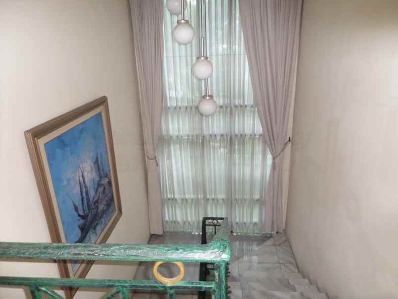 rumah setrasari setramurni