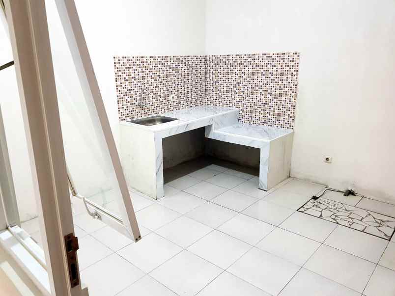 rumah shm 1lantai lokasi cluster di antapani bandung