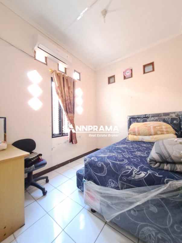 rumah siap huni semi furnished di tanah baru beji