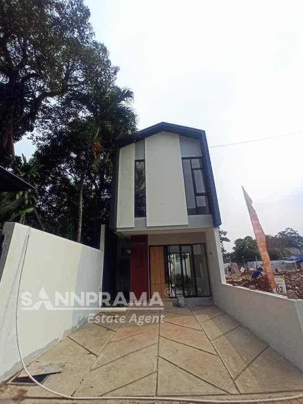 rumah strategis dalam townhouse cinangka