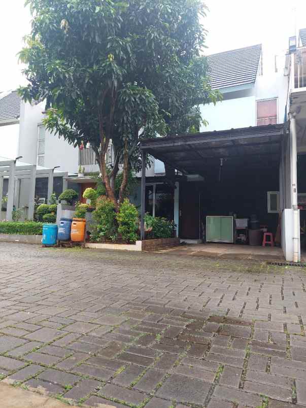 rumah strategis pondok aren dekat tol serpong lt 81 m