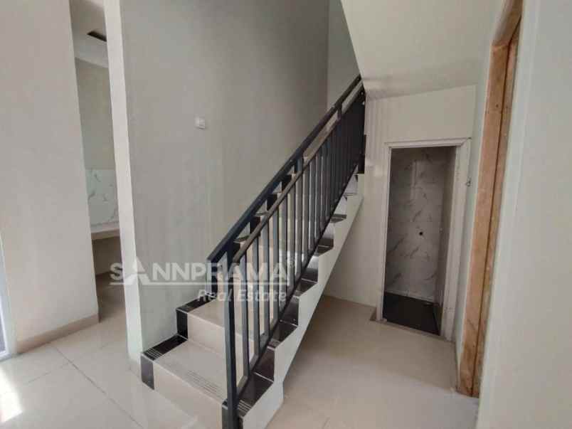 rumah townhouse 2lt tanpa dp di pondok rajeg fry
