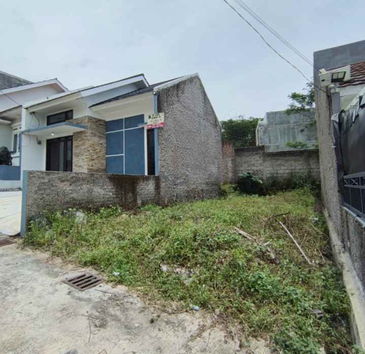 tanah padat dalam cluster di pinggiran kota bandung