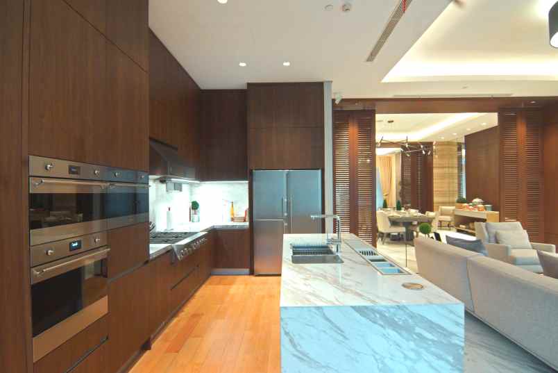 thamrin nine le parc apartment