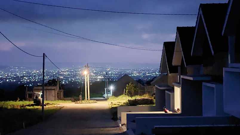 villa malang murah di puncak karangploso malang