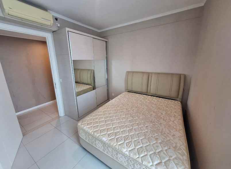 vue lantai 32 3bedroom furnished surabaya
