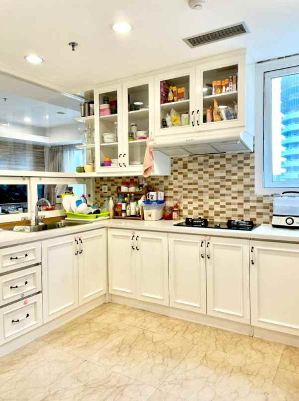 apartemen apartement the royale