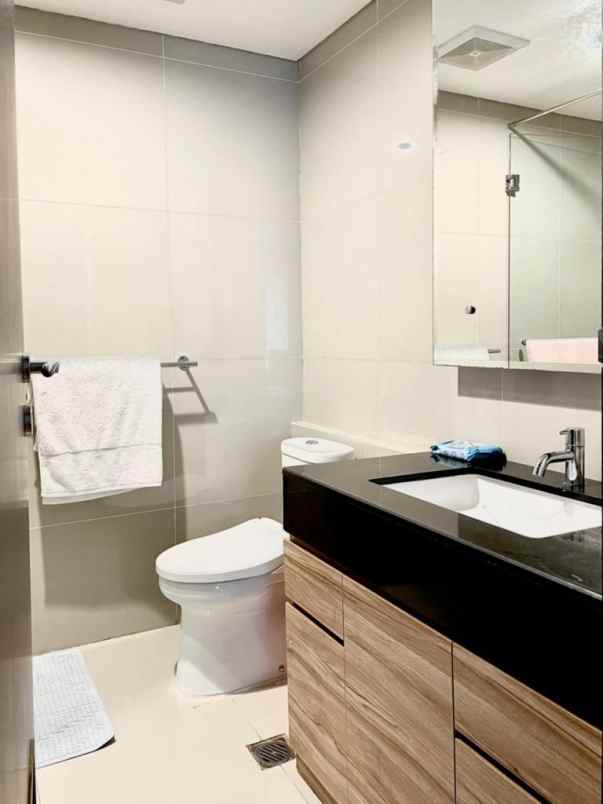 apartemen apartement the royale