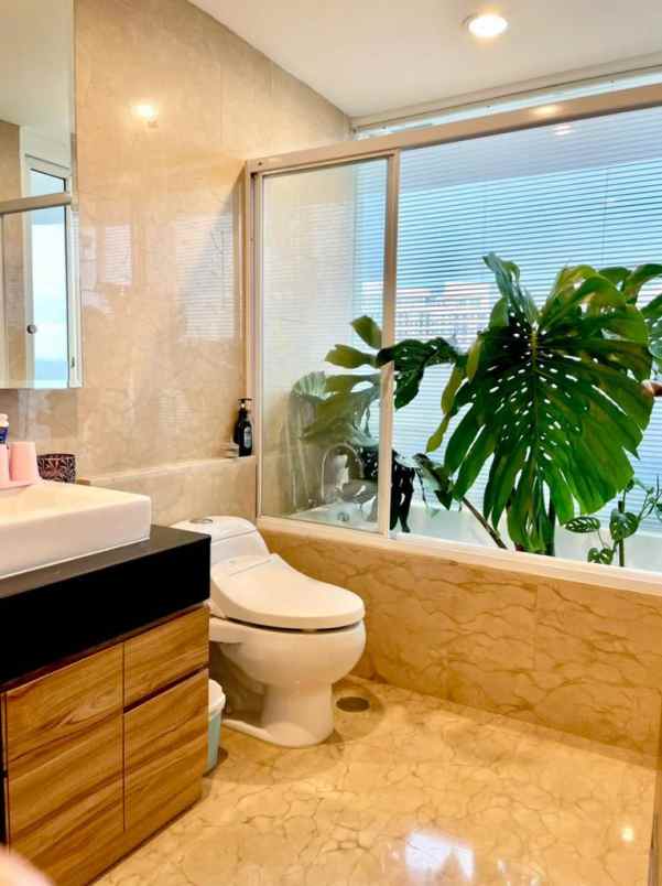 apartemen apartement the royale