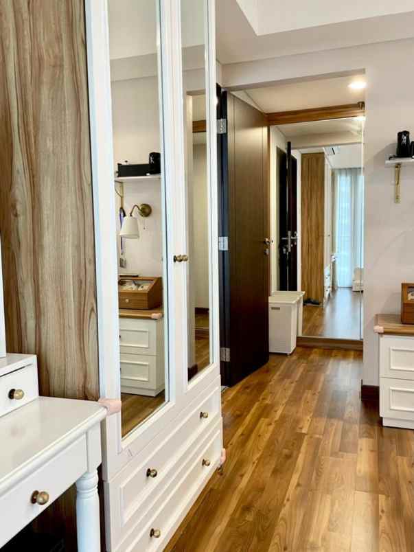 apartemen apartement the royale