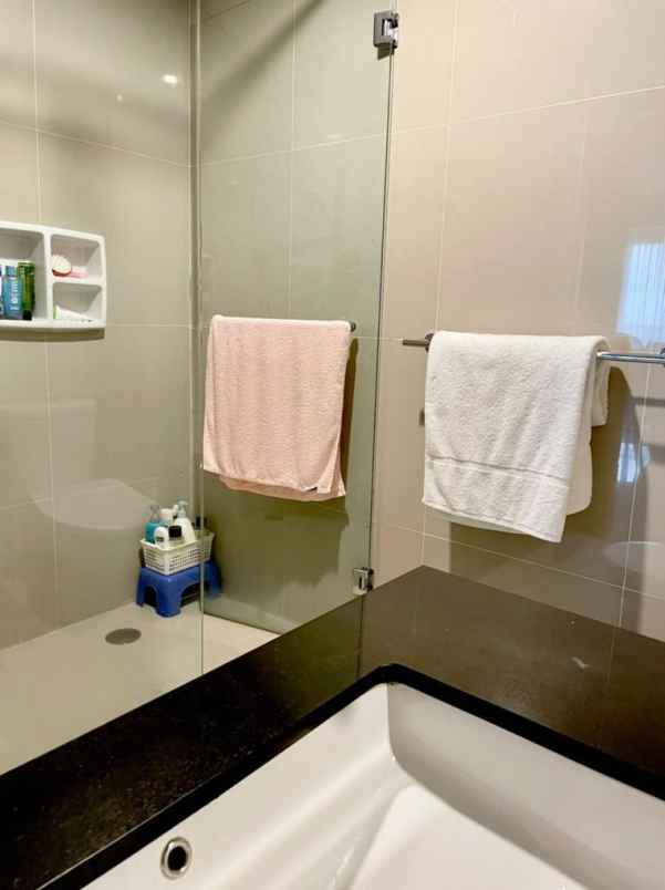 apartemen apartement the royale