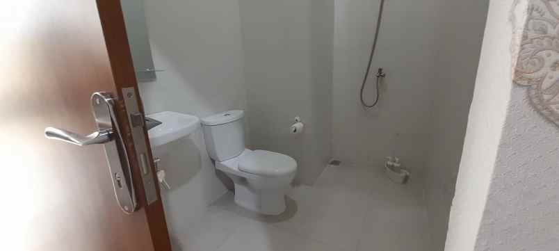 apartemen cibitung bekasi jawa barat
