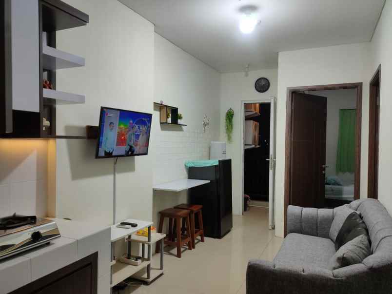 apartemen re martadinata ancol