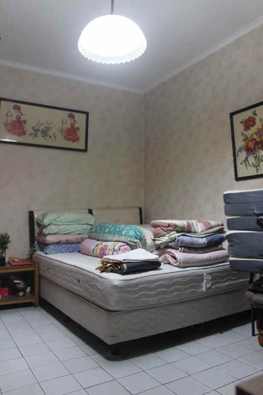 besar asri hook rumah kalibata luas strategis