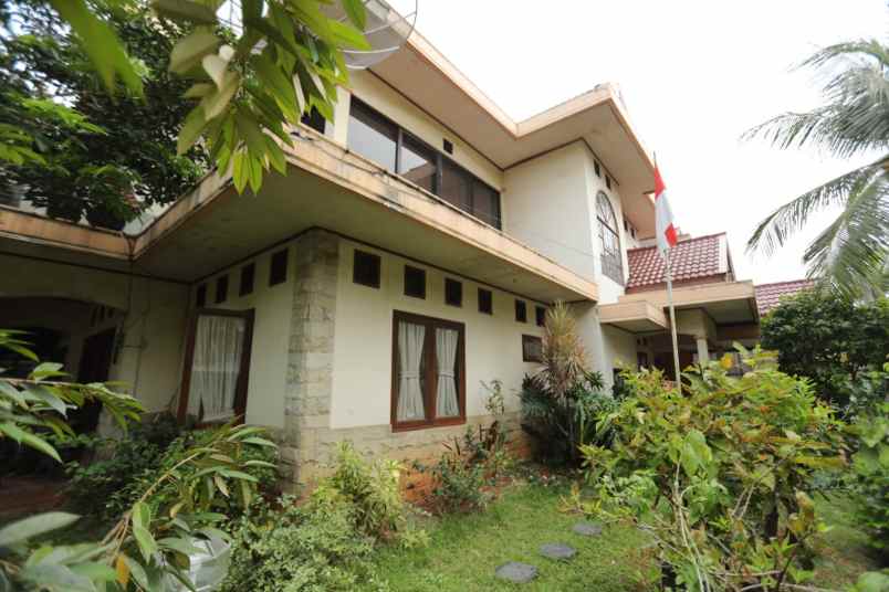 bu rumah 2lt huk gema pesona estate kawasan elit depok