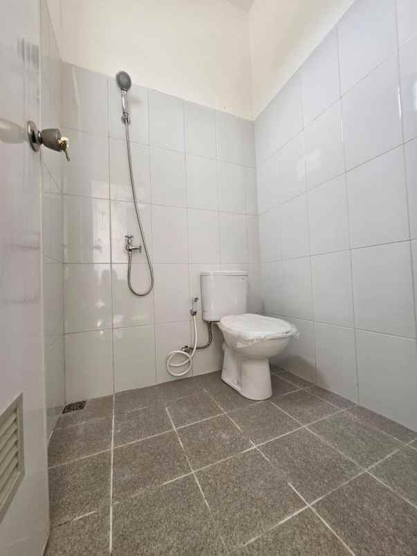 cukup booking 10 jt kamu punya rumah