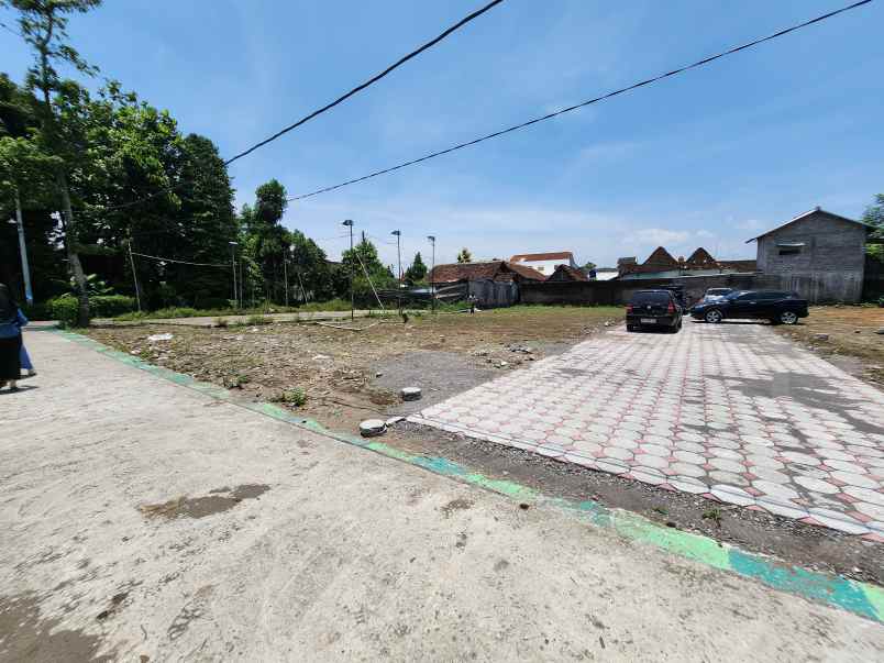 dekat rs hardjolukito tanah jogja di berbah