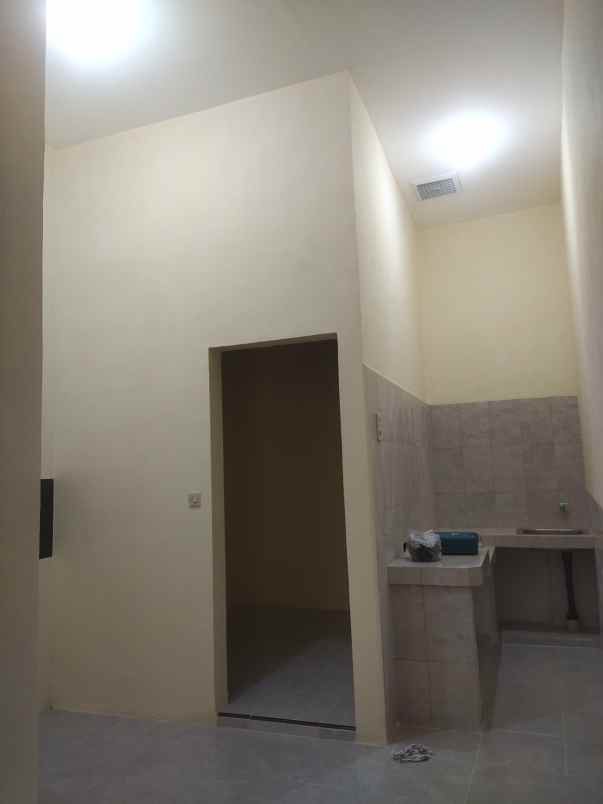 di kontrakan pondok benowo indah cc11