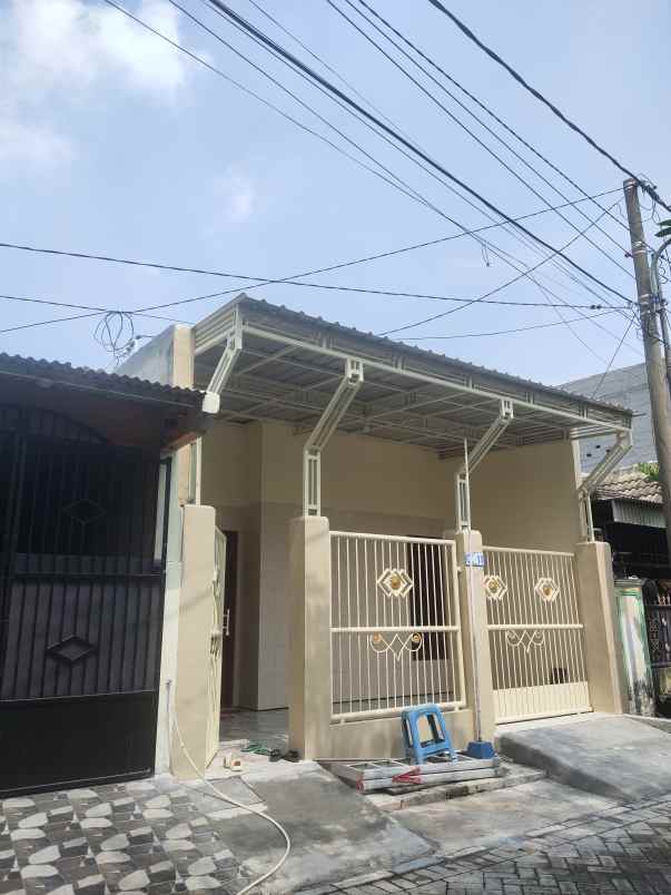 di kontrakan pondok benowo indah cc11